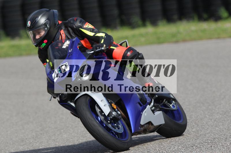 Archiv-2025/10 23.04.2025 Cornu Master School ADR/gruen-vert/47